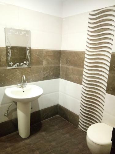 Hotel Parkside Grand Navjyoti