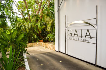 Gaia Hotel & Reserve