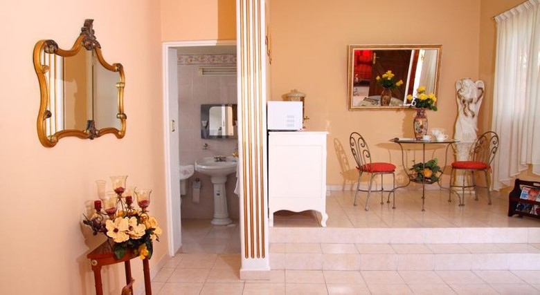 Villas Del Sol Hotel & Bungalows
