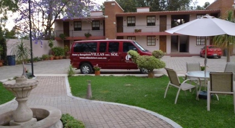 Villas Del Sol Hotel & Bungalows