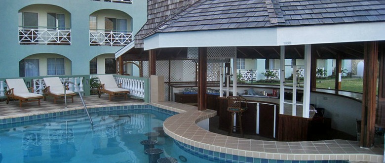 Hotel Kalinago Beach Resort