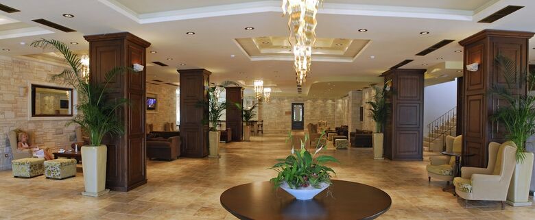 Hotel Cactus Royal