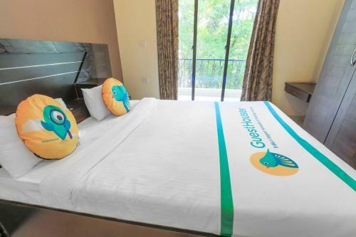 2-br Apartment With Pool And Swim-up Bar