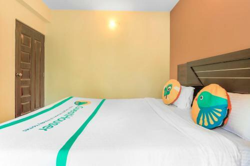 2-br Apartment With Pool And Swim-up Bar