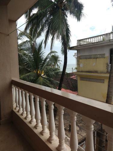 Hostal Lourdes Guest House