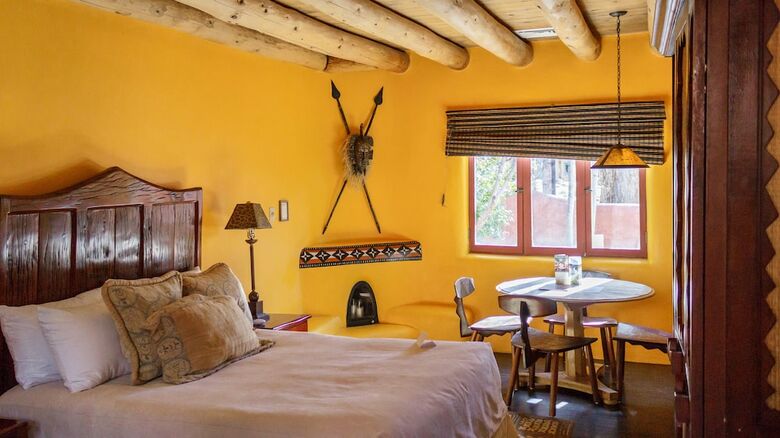 Hotel El Monte Sagrado Resort