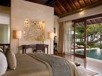 Villa The Royal Santrian