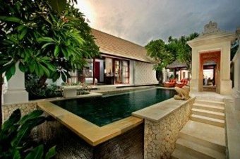 Villa The Royal Santrian
