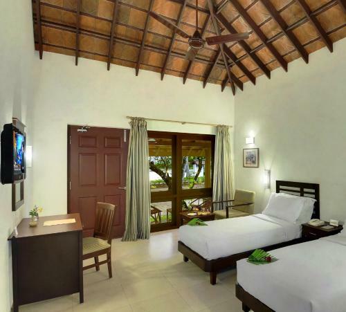 Hotel Abad Turtle Beach