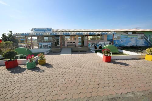 Hotel Oyo 27748 Caravan Resorts