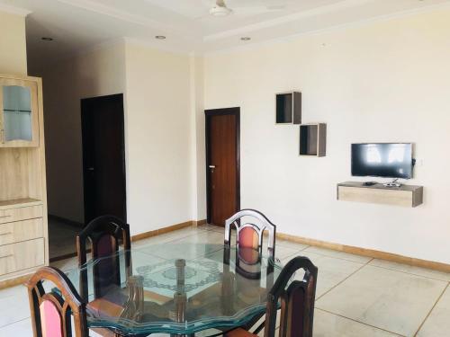 Hostal Giovanni Suites