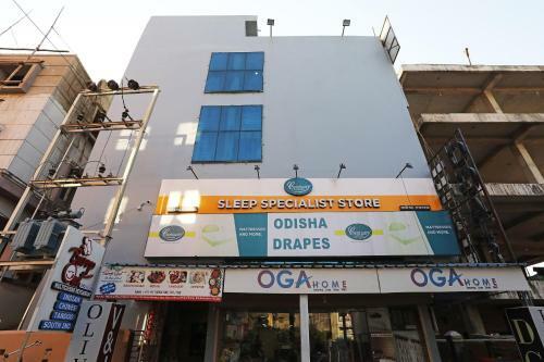 Hotel Oyo 22510 Ma Classic Inn