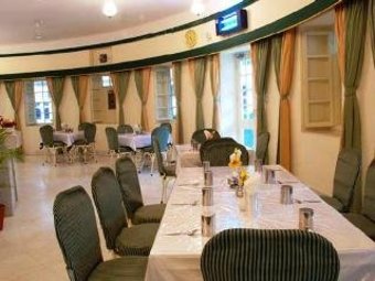 Garden Hotel