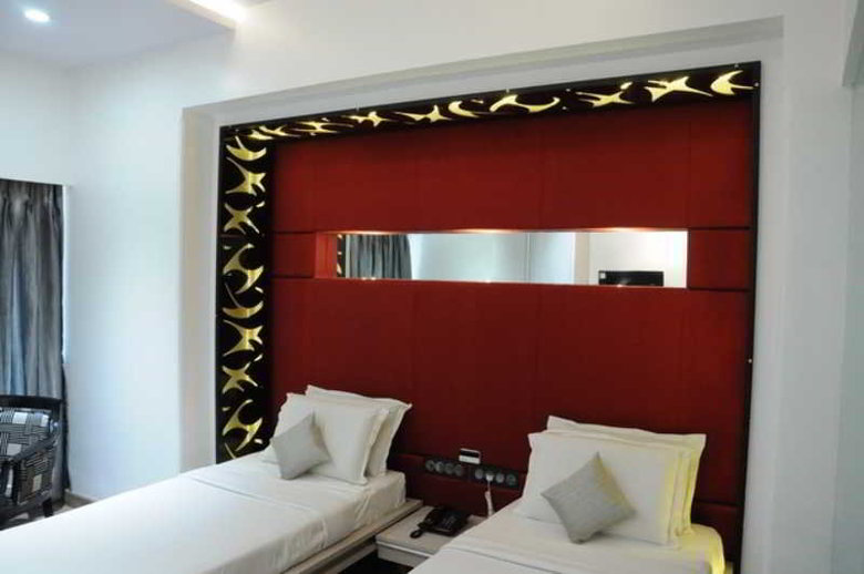 Hotel Sharanam