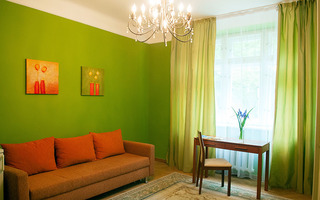 Lions Castle Hotel