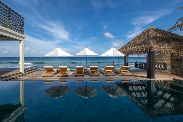 Hotel Naladhu Maldives