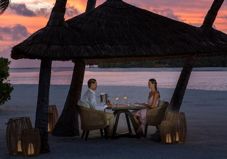 Hotel Naladhu Maldives