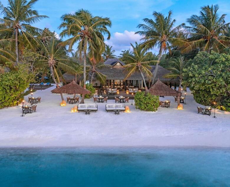 Hotel Naladhu Maldives