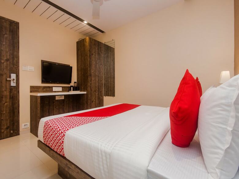 Oyo 19995 Hotel Grand Heritage