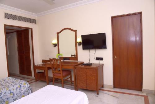 Hotel Atithi Mumbai