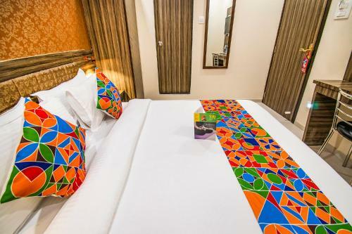 Hotel Fabexpress Orange Suites Santacruz East