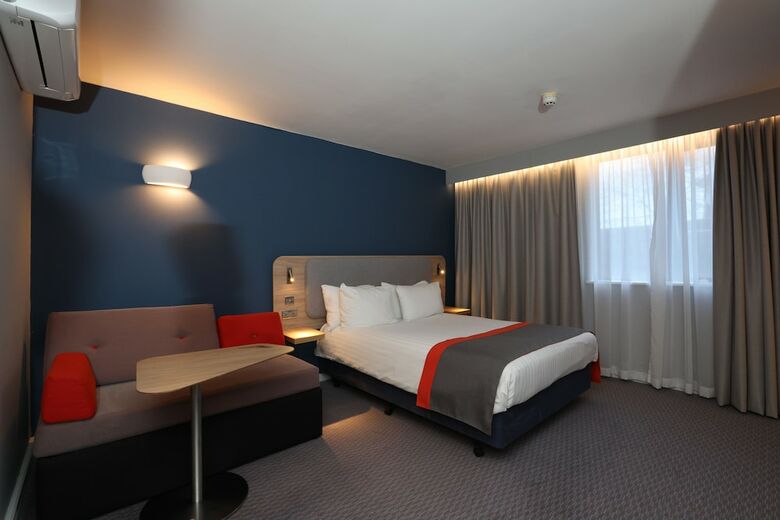 Hotel Holiday Inn Express Knowsley (i)