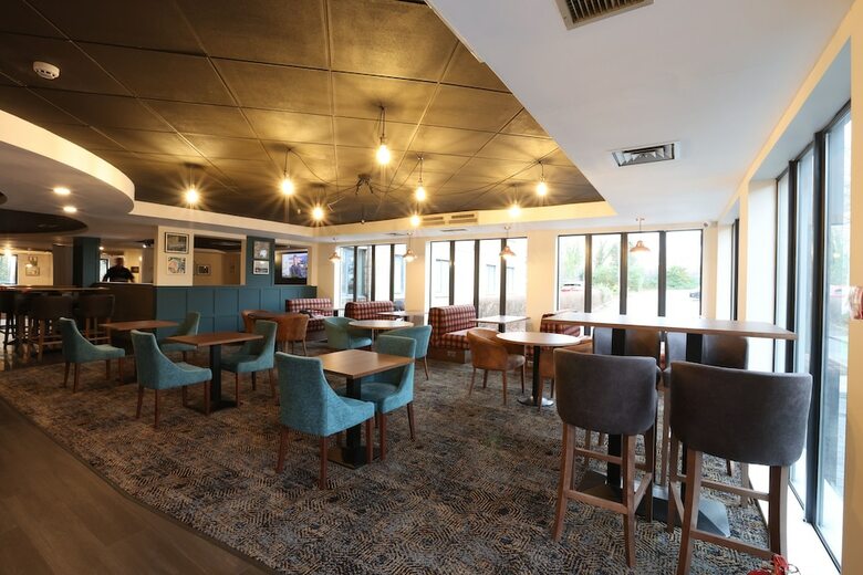 Hotel Holiday Inn Express Knowsley (i)