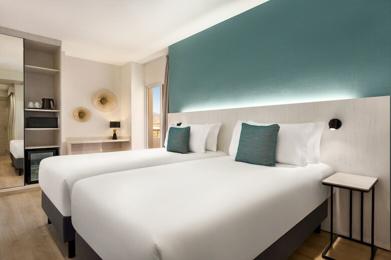 Hotel Ramada Resort By Wyndham Puerto de Mazarron
