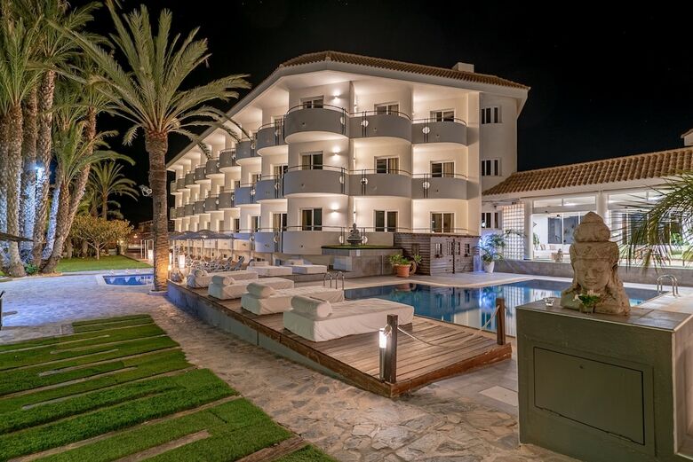 Hotel Ramada Resort By Wyndham Puerto de Mazarron