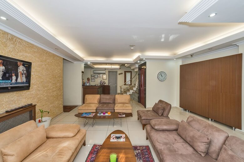 May Hotel