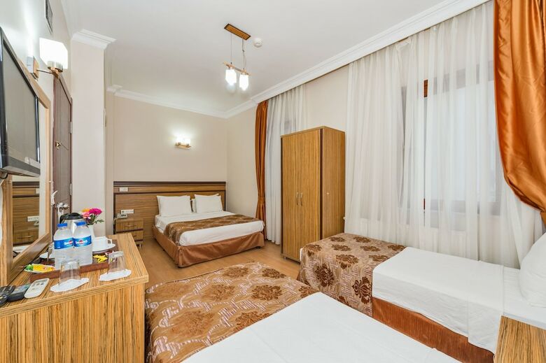 May Hotel