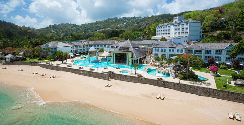 Hotel Sandals Regency La Toc