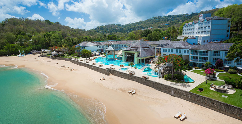 Hotel Sandals Regency La Toc