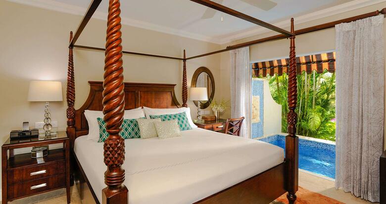 Hotel Sandals Regency La Toc
