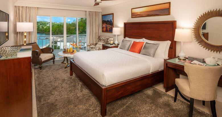 Hotel Sandals Regency La Toc