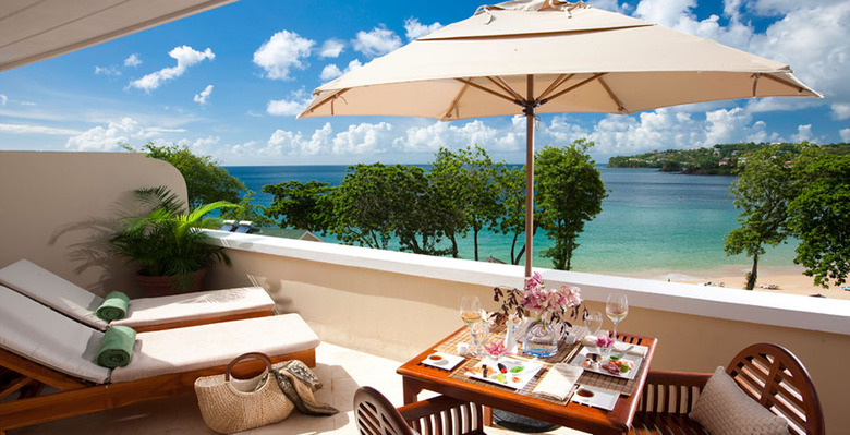 Hotel Sandals Regency La Toc
