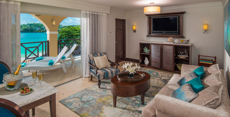 Hotel Sandals Regency La Toc