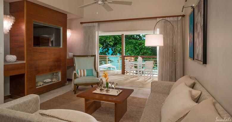 Hotel Sandals Regency La Toc