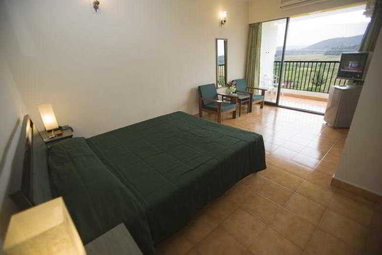 Hotel Palmarinha Resort (calangute)