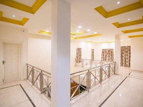 Hostal Oyo 19958 Iris Comfort Inn