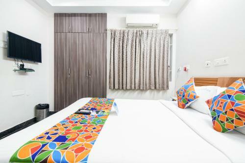 Fabhotel Rithikha Inn Porur