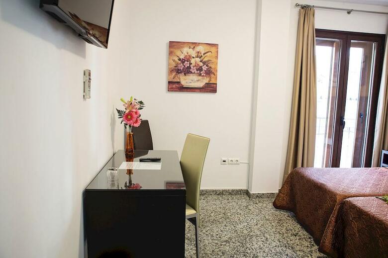 Hotel De Los Faroles