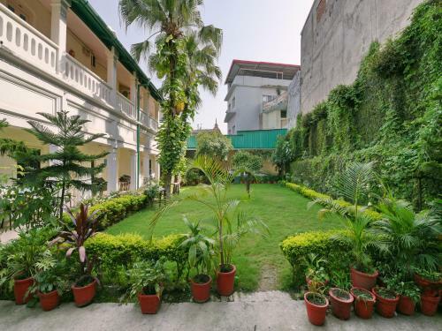 Hotel Oyo 12080 Heritage
