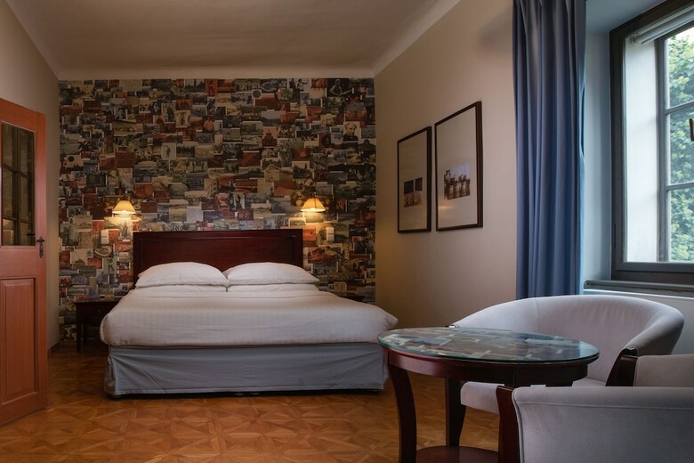 Hotel Ea Residence U B�l� Ku�elky