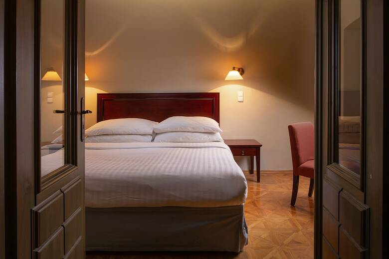 Hotel Ea Residence U B�l� Ku�elky