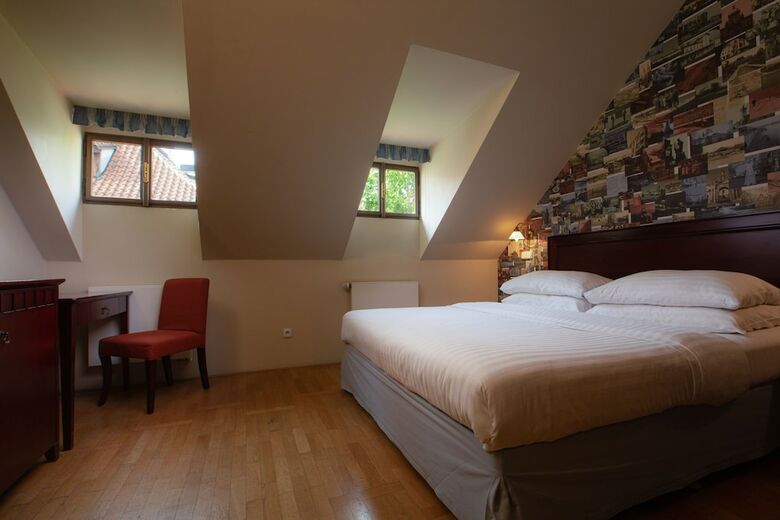 Hotel Ea Residence U B�l� Ku�elky