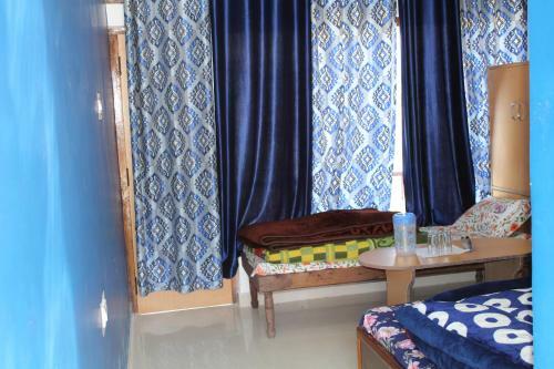 Hostal The Dhanolti Groove Garden