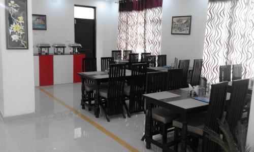 Hotel Raja's Palace