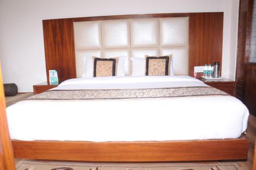 Hotel Dharamshala Paradise