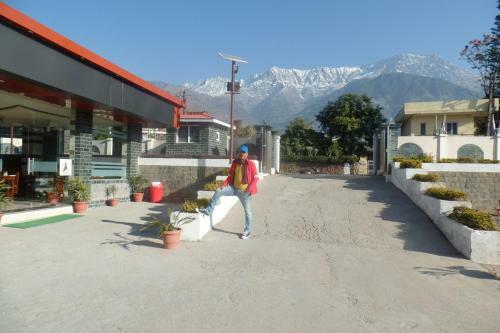 Hotel Dharamshala Paradise